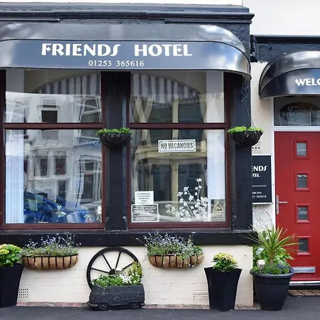 Friends Hotel-2